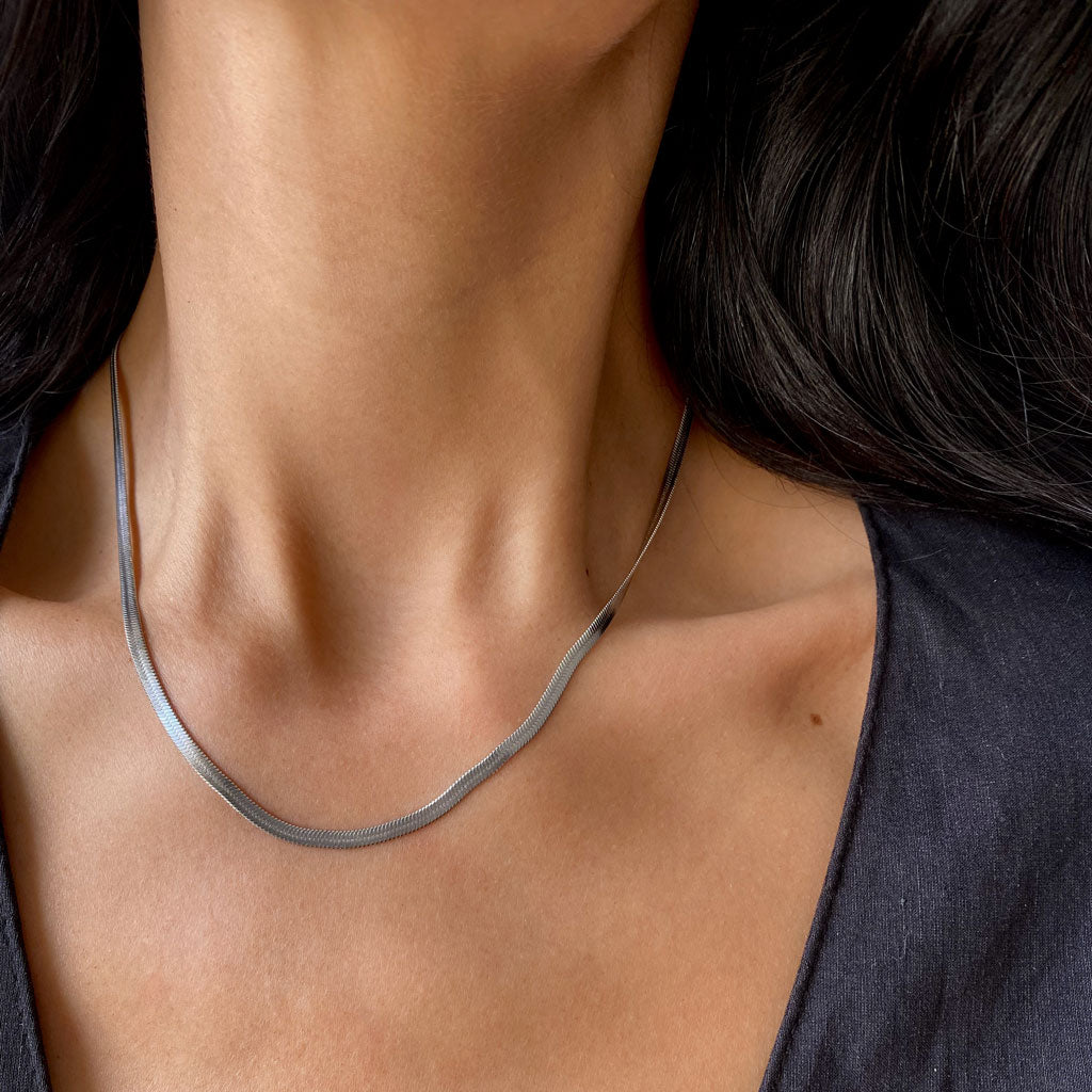 flat silver chiain ultra bright ana buendia