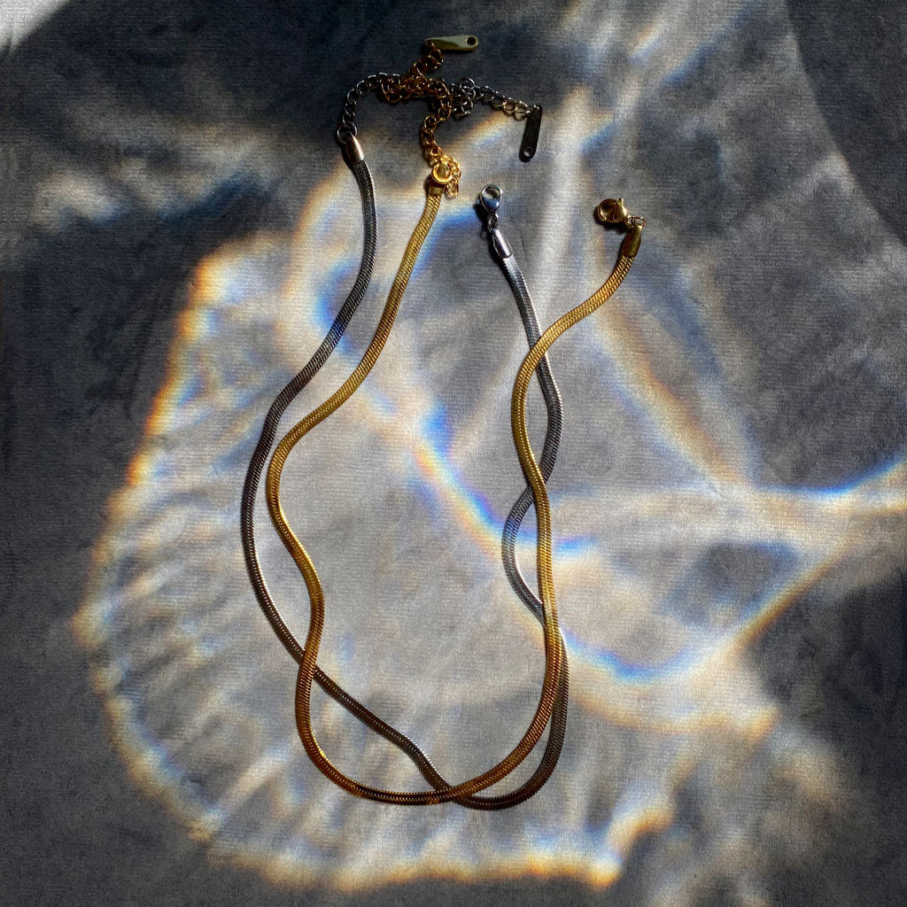 flat silver chiain ultra bright ana buendia