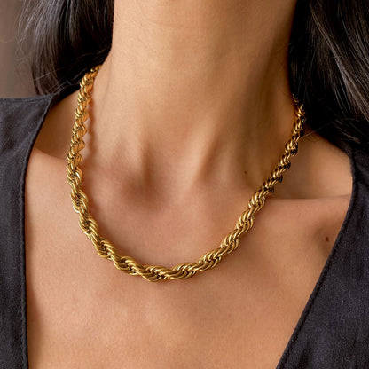 bold rope twisted gols chain colombian designers