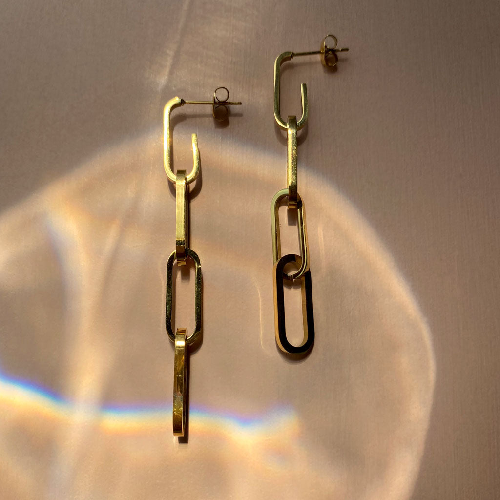 chain drop earrings gold colombian jewelry