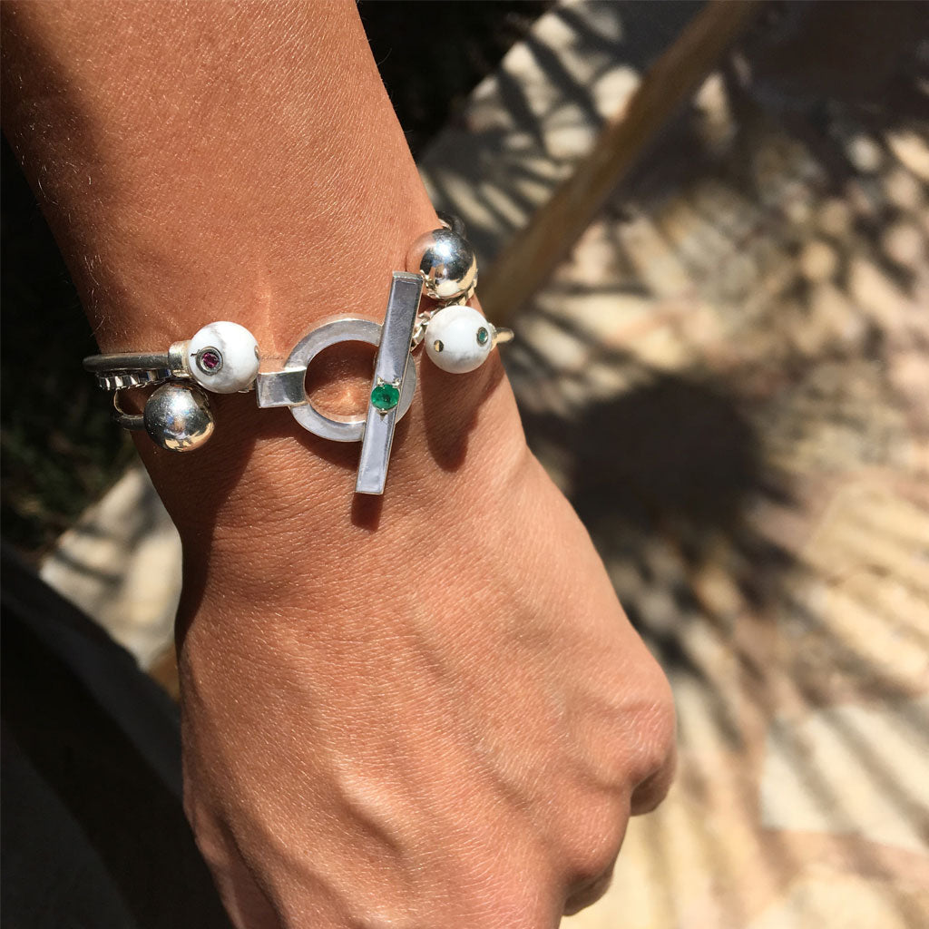 elegant minimal bracelet in silver 