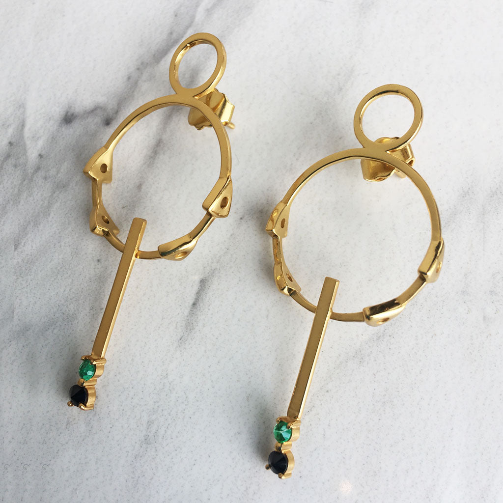 Gold Vermeil geometrical silver earrings with colombian emeralds