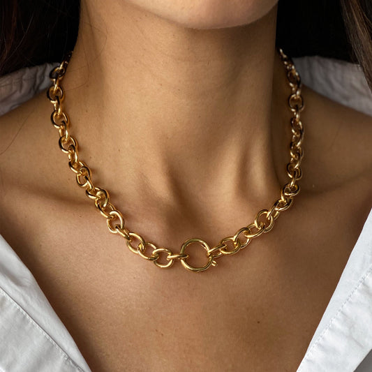 bold-chain-gold-with-open-clip-for-charms-colombian-designers